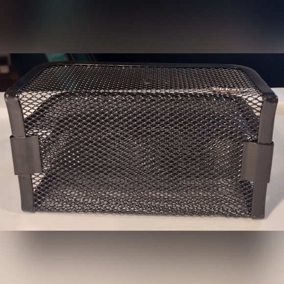 Wire Mesh 3 slot mail file office organizer - Picture 4 of 5